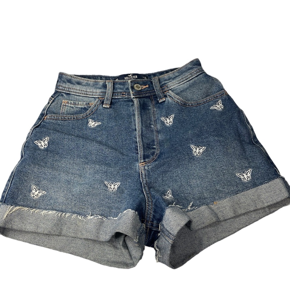 Hollister | Curvy Ultra High Rise Mom Shorts Butterflies Sz 00/w 23